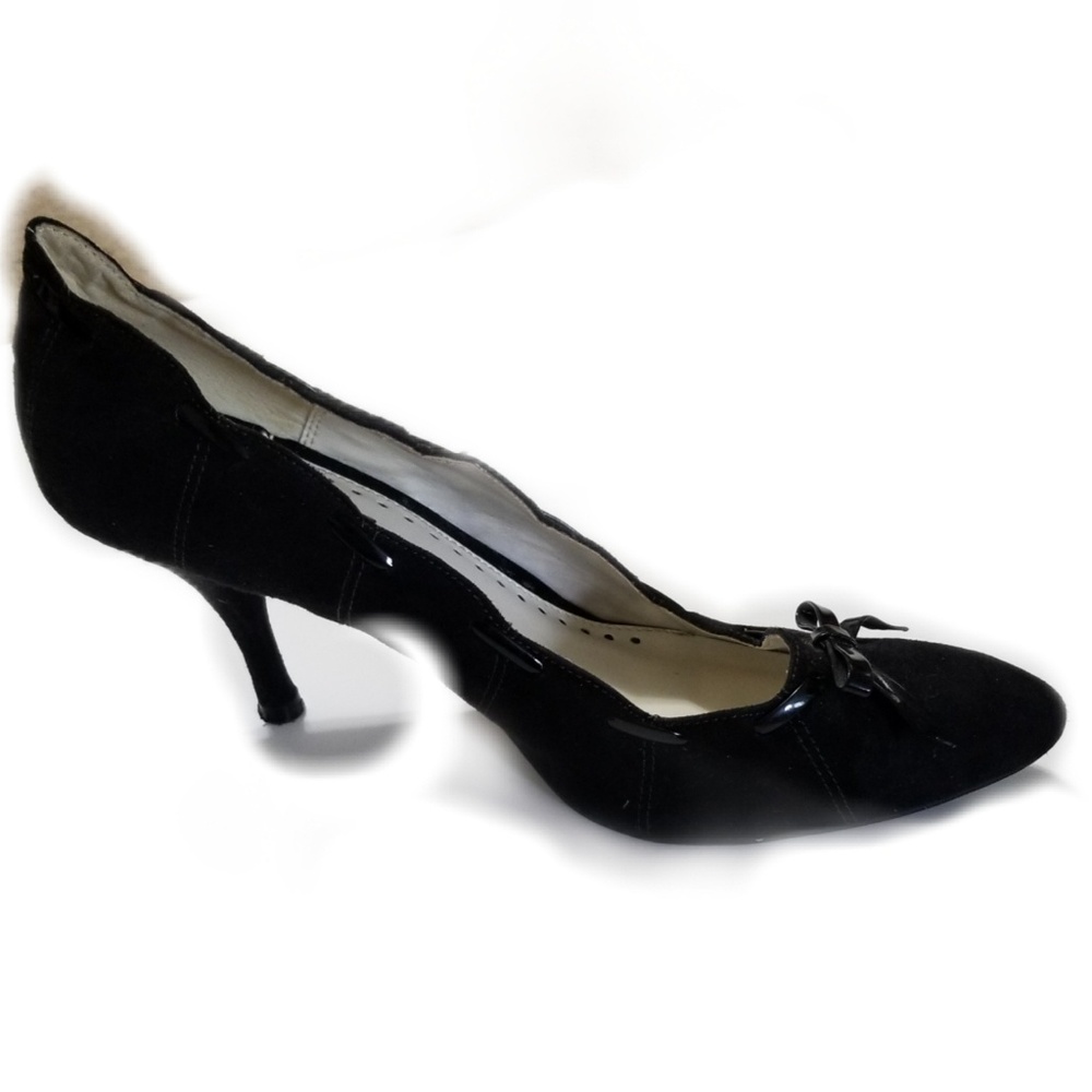 9.5W Black Heels